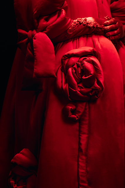 Queen Red Blossoms